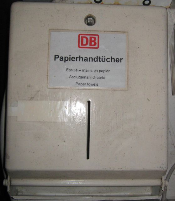 Handtuchspender